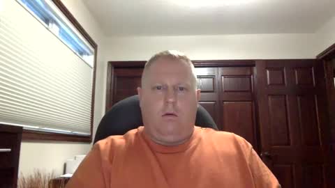 lkn4fun32 online show from 01/06/25, 04:02