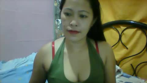 Snapshot of llanie888 chatting on 02/19/25, 05:49 llanie888 online show from 02/19/25, 05:49