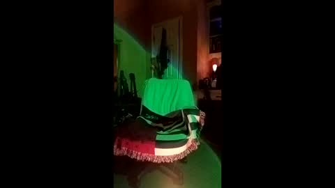 lljoey84 online show from 04/16/26, 05:52