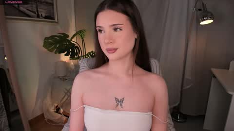 Arina online show from 11/27/25, 07:10