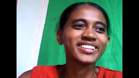 llouisse online show from 04/11/26, 07:18