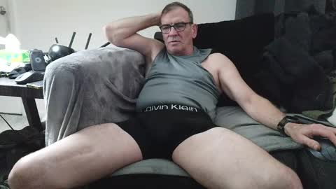 Snapshot of lngdickdaddy chatting on 05/24/26, 01:10 LongDick Daddy online show from 05/24/26, 01:10