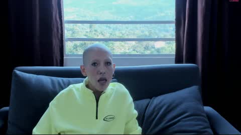 Lynx Mist online show from 04/19/26, 10:12