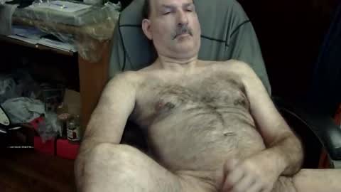 loades182025 online show from 09/19/25, 04:47