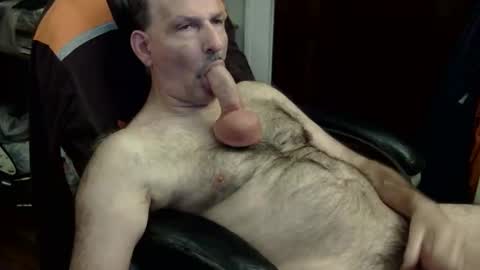 loades182025 online show from 10/23/25, 02:11