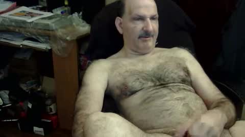 loades182025 online show from 01/13/26, 03:34