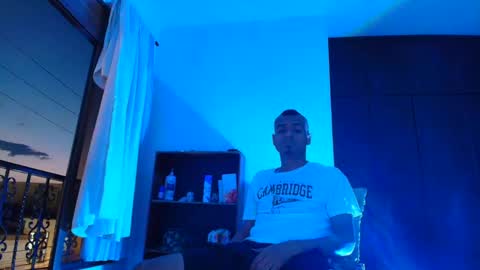 Snapshot of lobo_cockk chatting on 01/14/25, 11:37 edwin online show from 01/14/25, 11:37