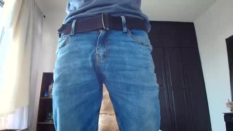 Snapshot of lobo_cockk chatting on 01/17/25, 10:01 edwin online show from 01/17/25, 10:01