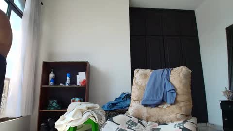 Snapshot of lobo_cockk chatting on 01/19/25, 06:00 edwin online show from 01/19/25, 06:00