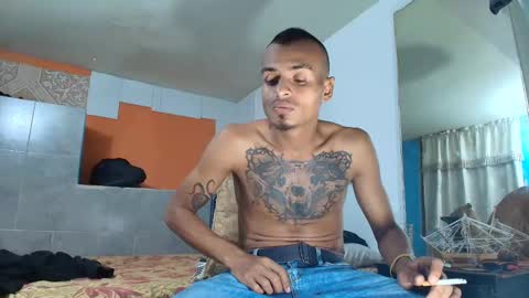 Snapshot of lobo_cockk chatting on 02/15/25, 06:23 edwin online show from 02/15/25, 06:23