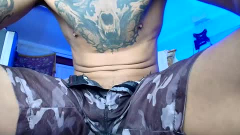 Snapshot of lobo_cockk chatting on 10/31/25, 11:17 edwin online show from 10/31/25, 11:17