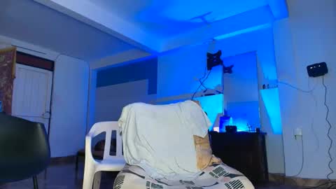 Snapshot of lobo_cockk chatting on 11/04/25, 03:38 edwin online show from 11/04/25, 03:38