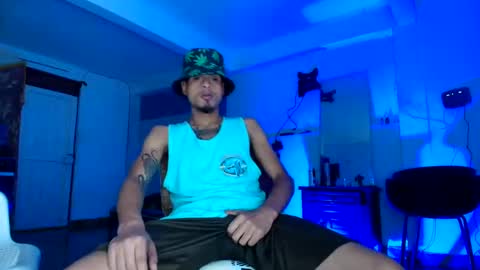 Snapshot of lobo_cockk chatting on 11/16/25, 04:40 edwin online show from 11/16/25, 04:40