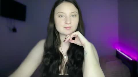 locaalis1 online show from 10/25/25, 12:23