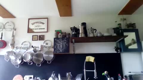 Floric Matthew online show from 05/15/26, 07:15