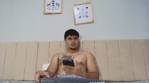 Snapshot of logan_9_ chatting on 07/25/26, 04:54 logan online show from 07/25/26, 04:54