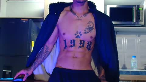 Logan online show from 11/08/25, 01:17