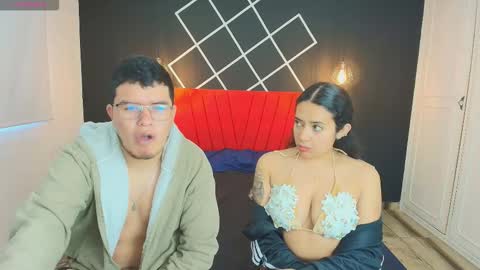 Logan and Chloe online show from 11/22/25, 11:42