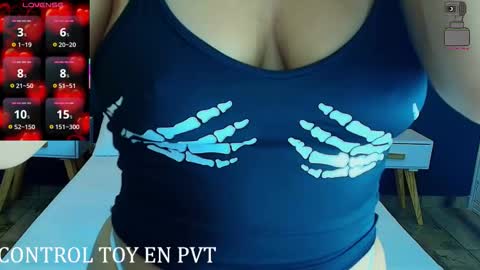 Logan and Chloe online show from 11/29/25, 12:08