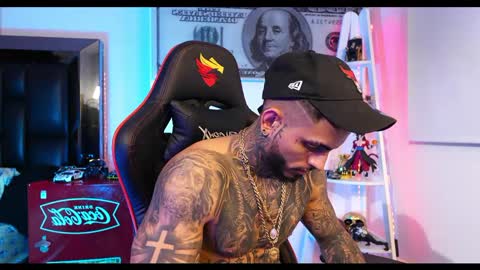 logan_hugh8 online show from 02/28/25, 07:48