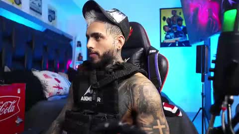 logan_hugh8 online show from 02/21/26, 09:38