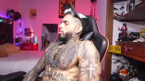 logan_hugh8 online show from 03/30/26, 08:37