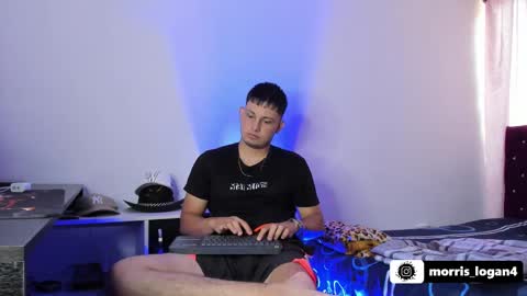 Logan morris online show from 02/17/25, 03:31