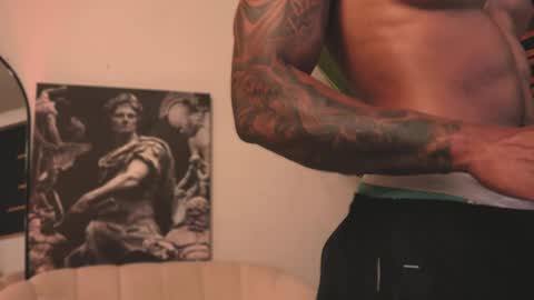 logan_varela online show from 02/14/25, 12:09