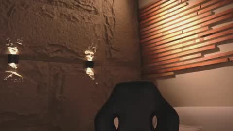 logan_varela online show from 03/05/25, 02:25