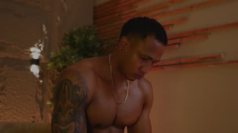 logan_varela online show from 10/21/25, 11:05