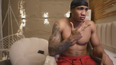 logan_varela online show from 04/08/26, 12:05