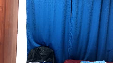 Snapshot of logan_x3 chatting on 01/18/25, 04:15 Logan online show from 01/18/25, 04:15