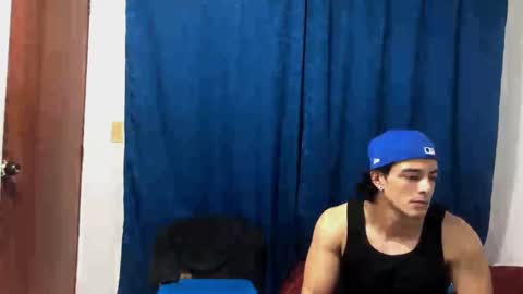 Snapshot of logan_x3 chatting on 01/29/25, 04:26 Logan online show from 01/29/25, 04:26