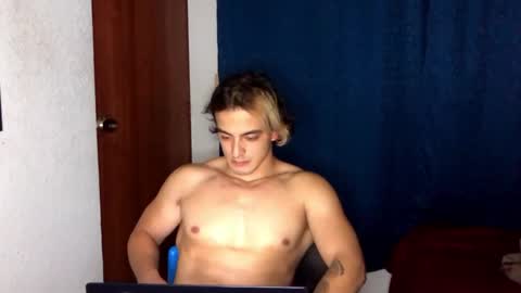 Snapshot of logan_x3 chatting on 02/01/25, 07:57 Logan online show from 02/01/25, 07:57