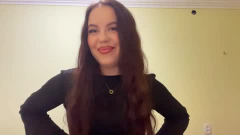 Nadia online show from 05/11/26, 06:16