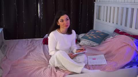 Lilit online show from 04/22/26, 09:22