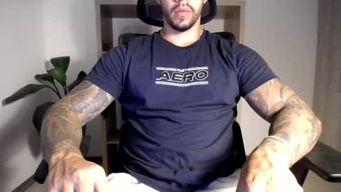 Snapshot of loganhod chatting on 05/06/26, 11:32 Logan Wolfp online show from 05/06/26, 11:32