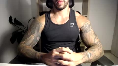 Snapshot of loganhod chatting on 06/11/26, 03:59 Logan Wolfp online show from 06/11/26, 03:59