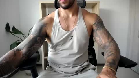 Logan Wolfp online show from 06/24/26, 10:42