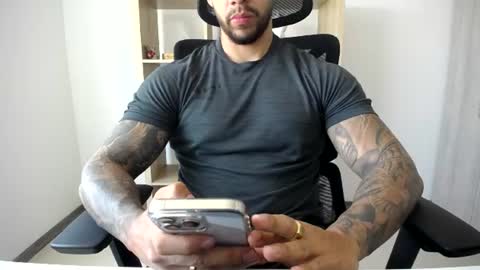 Logan Wolfp online show from 07/21/26, 05:37