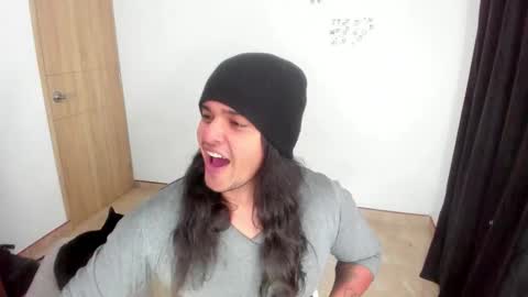 Logan online show from 02/02/26, 02:21