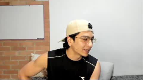 Snapshot of logannick chatting on 06/23/26, 06:44 Logan online show from 06/23/26, 06:44