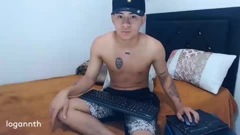 logannthh online show from 02/14/25, 02:18