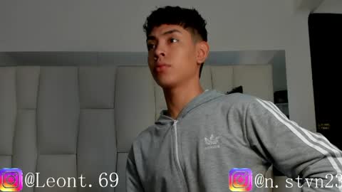 logantwink18 online show from 04/20/26, 01:25