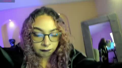 Snapshot of loiseharper chatting on 05/21/26, 03:46 Loise online show from 05/21/26, 03:46