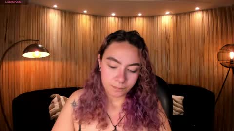 Snapshot of loiseharper chatting on 05/23/26, 07:07 Loise online show from 05/23/26, 07:07