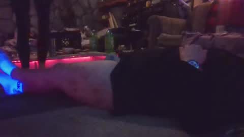 Snapshot of loki180 chatting on 11/10/25, 12:37 Sean online show from 11/10/25, 12:37