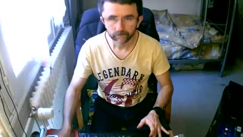 lokoum39 online show from 01/15/25, 11:53