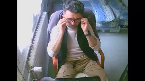 lokoum39 online show from 03/11/26, 01:06