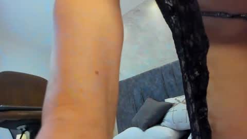 Snapshot of lola__sweet0591 chatting on 09/13/25, 10:15 Lola Sweet online show from 09/13/25, 10:15